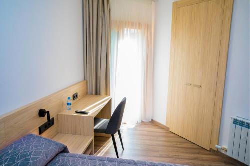 Foto de una habitación de Hotel Jardí Apartaments