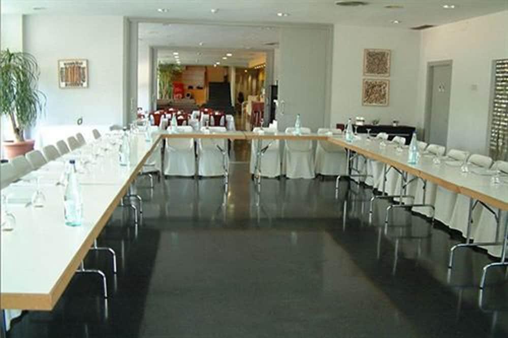 Foto general de Hotel Sercotel Air Penedès