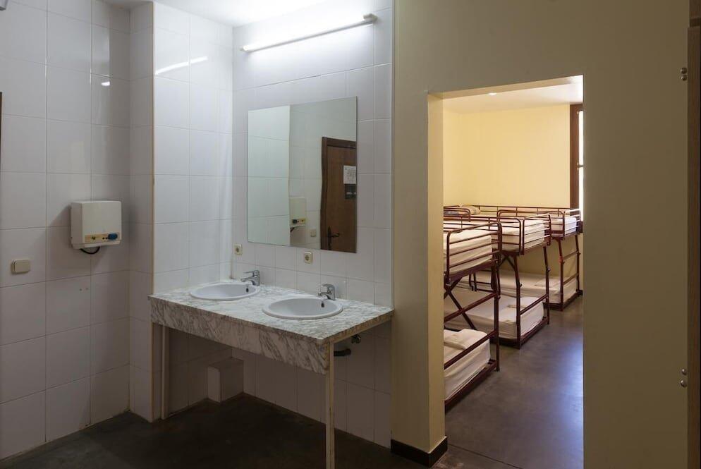 Foto del baño de Alberg Les Estades