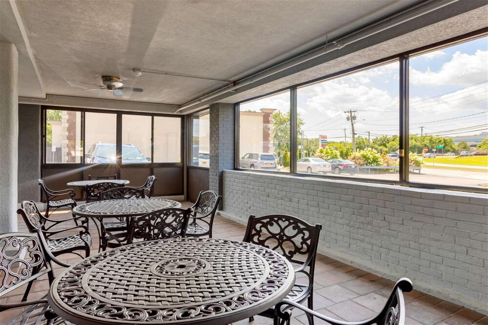 Foto de una habitación de Hotel Econo Lodge Hicksville