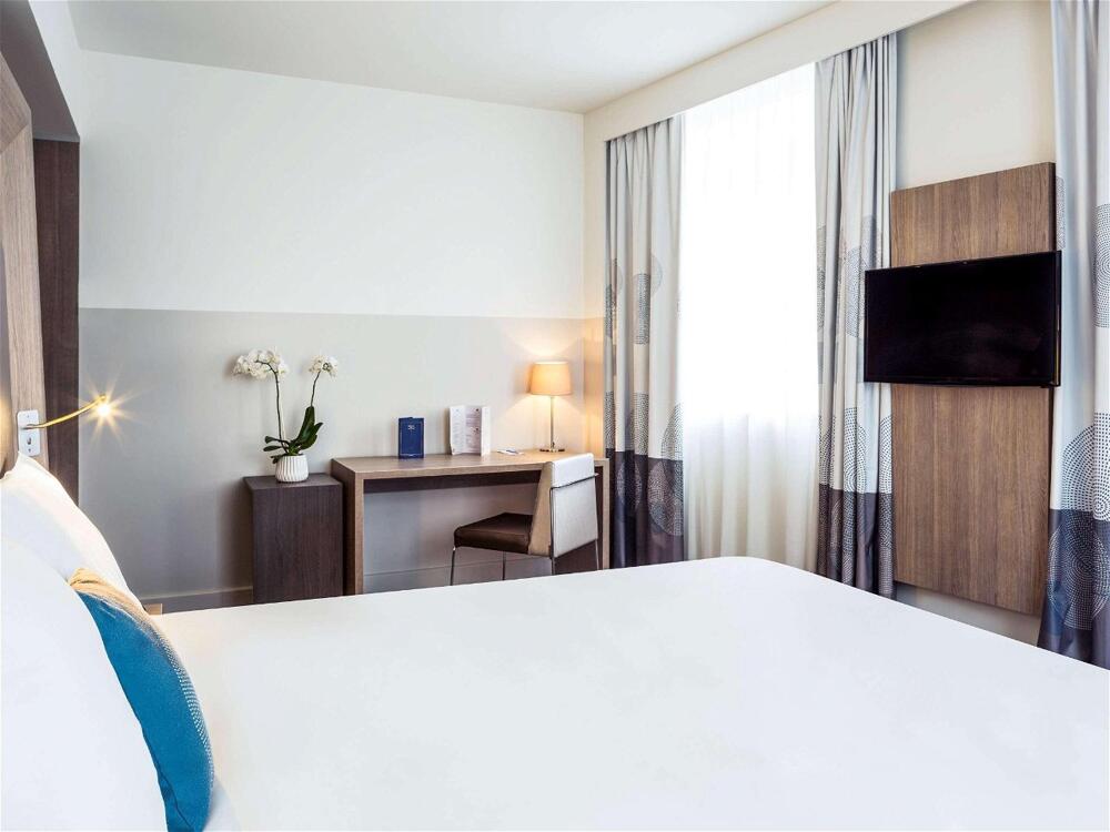 Foto de una habitación de Hotel Novotel Spa Rennes Centre Gare