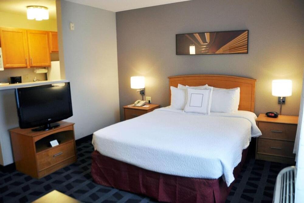 Foto de una habitación de Hotel TownePlace Suites by Marriott Albuquerque Airport