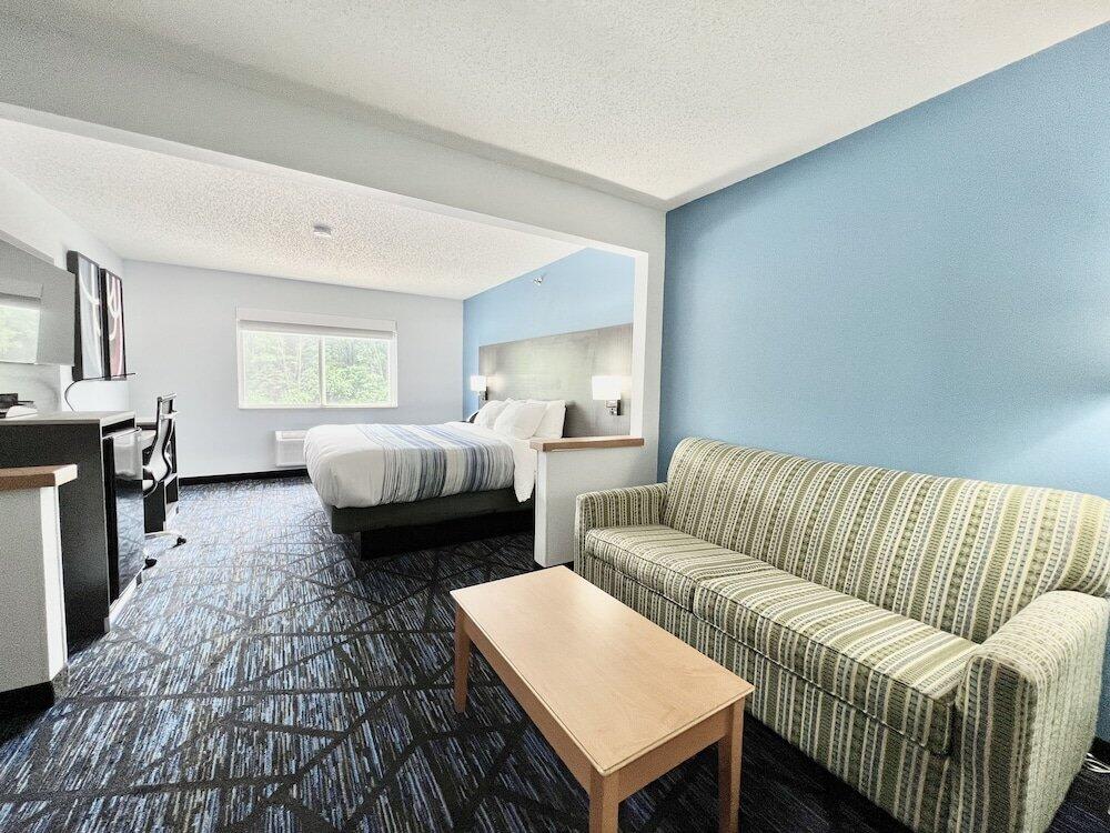 Foto de una habitación de Hotel AmericInn by Wyndham Quincy
