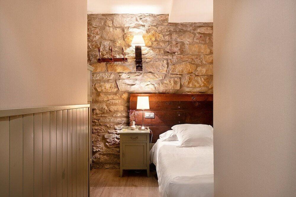 Foto de una habitación de Okako Hotel