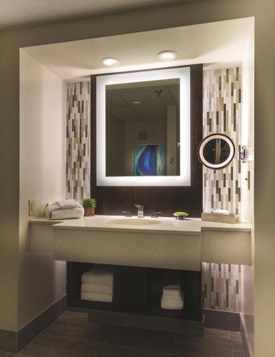 Bathroom – Resort Grand Traverse Resort and Spa