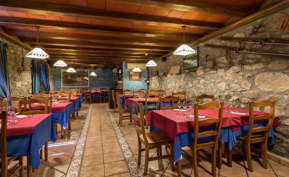 Foto de restauración de Bungalows La Borda d´Arnaldet