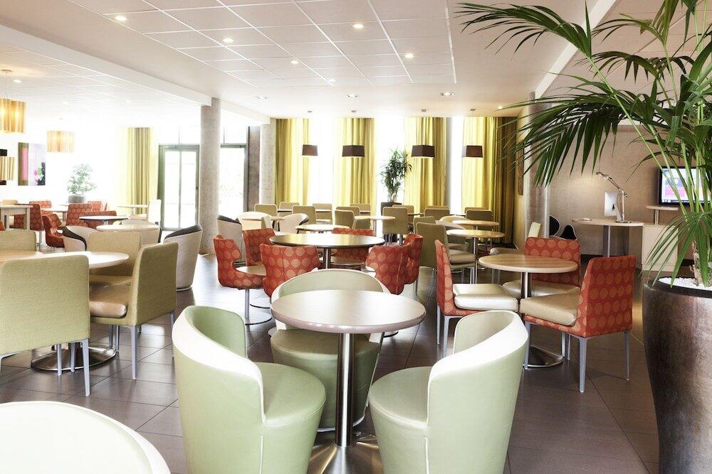 Foto de restauración de Hotel Novotel Suites Reims Centre