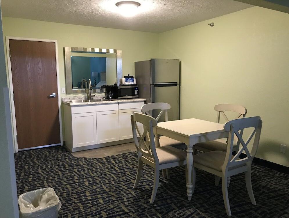 Room – Sugar Beach Resort Hotel