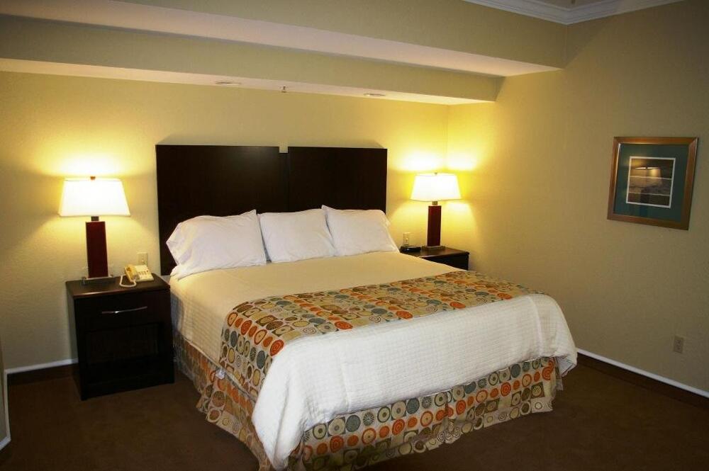 Photo – Hotel Cherry Tree Inn and Suites