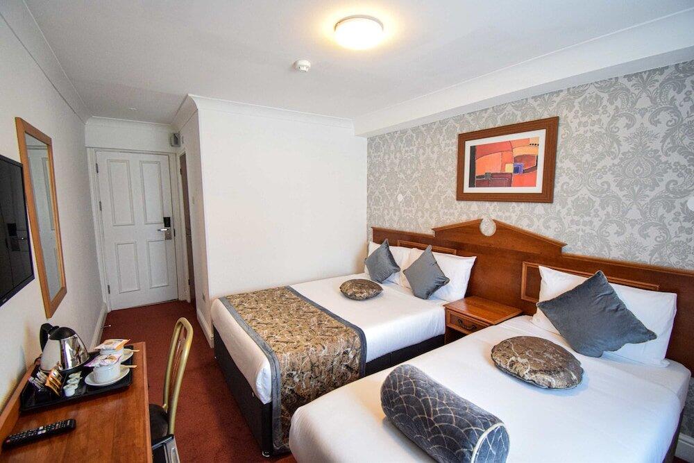 Foto de una habitación de Pembridge Palace Hotel