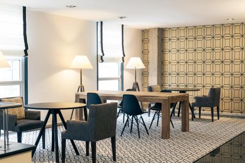 Foto de los servicios de Hotel Mercure Jardines de Albia