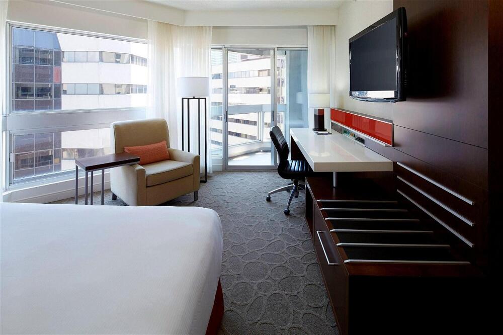 Foto de una habitación de Delta Hotels by Marriott Montreal