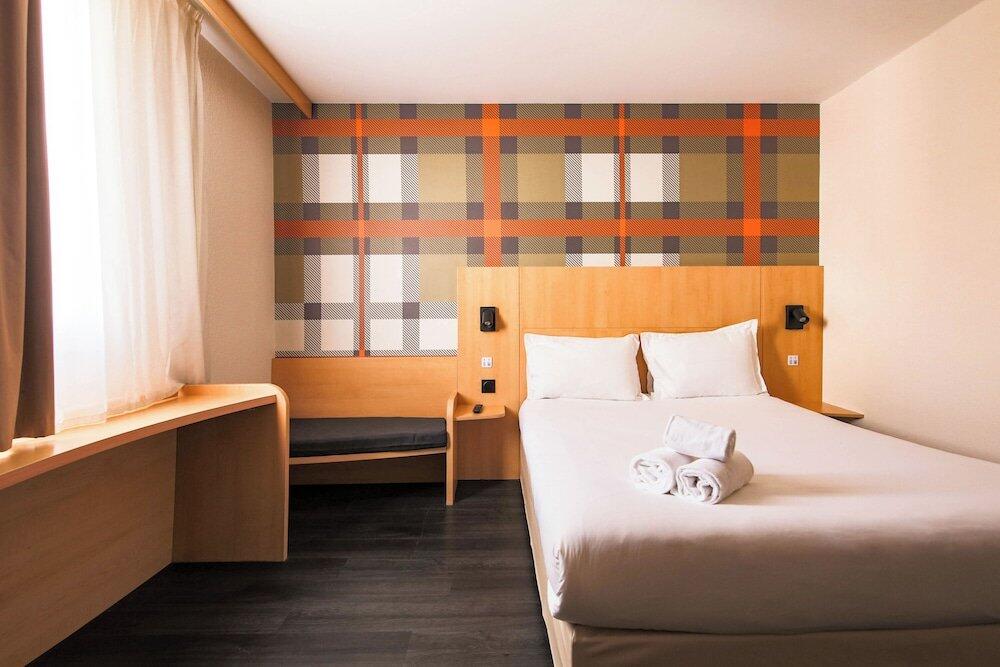 Foto de una habitación de easyHotel Nice Palais des Congrès – Old Town
