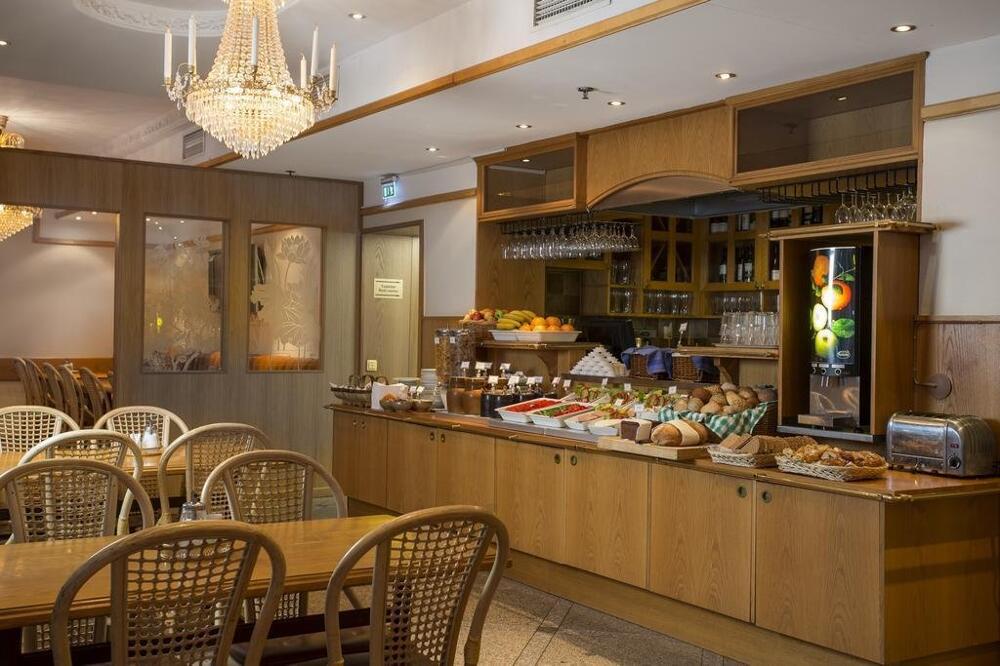 Foto general de Crystal Plaza Hotel