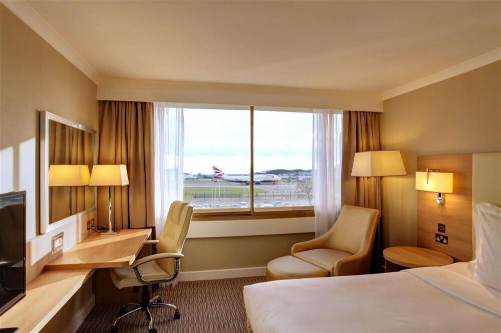 Foto de una habitación de Renaissance London Heathrow Hotel