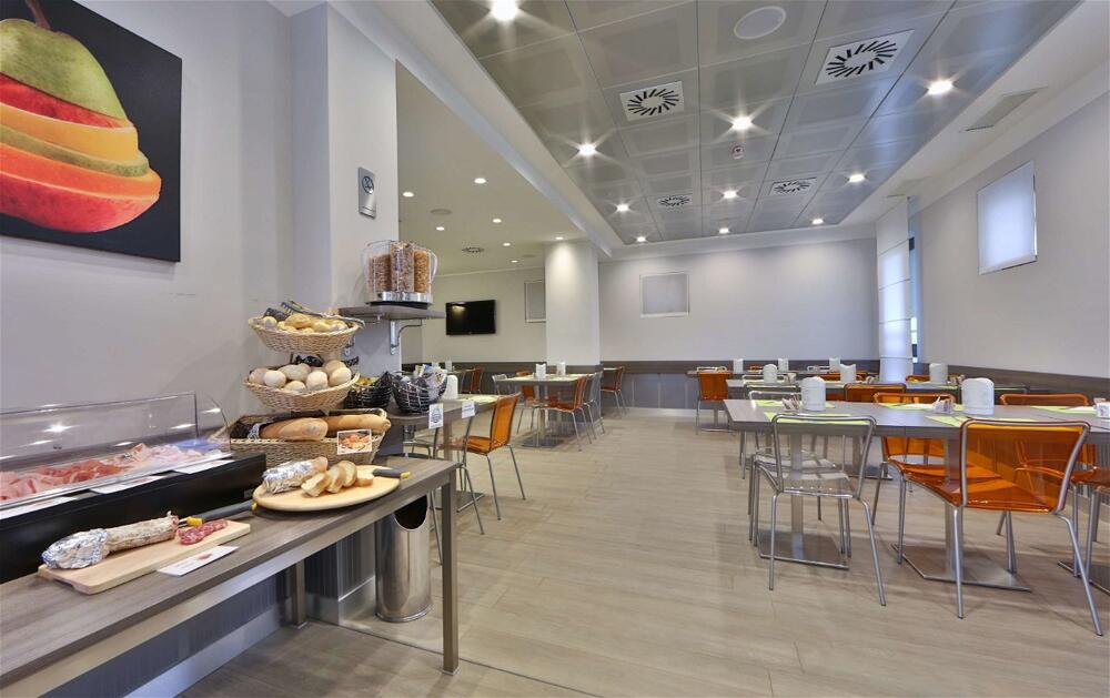 Foto de restauración de Best Western Plus BorgoLecco Hotel