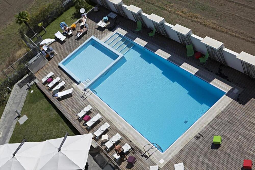 Foto general de Hotel Novotel Salerno Est Arechi
