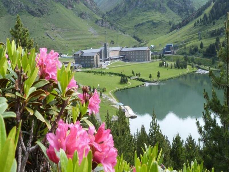 Foto del entorno de Apartaments Vall de Núria