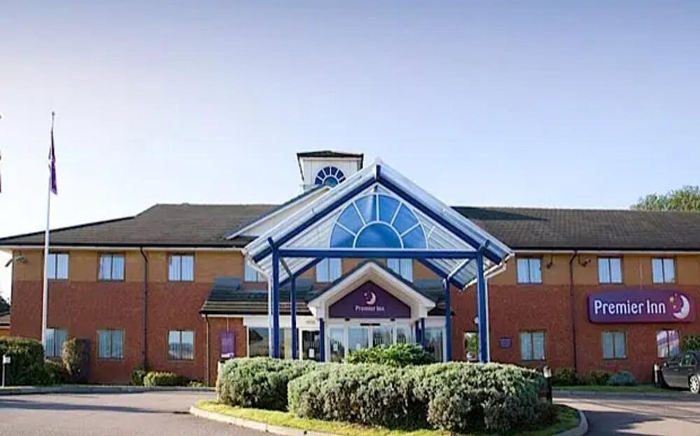 Hotel Premier Inn Luton South - M1, J9, Harpenden - Reserving