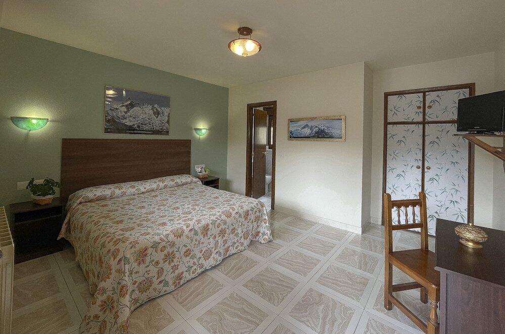 Foto de una habitación de Hotel Rural &amp;quot;La Ruta De Cabrales&amp;quot;
