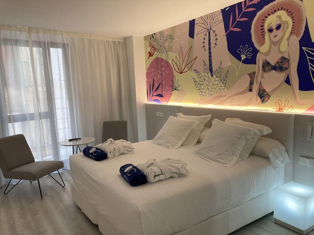 Foto de una habitación de Hotel Dormirdcine Alicante