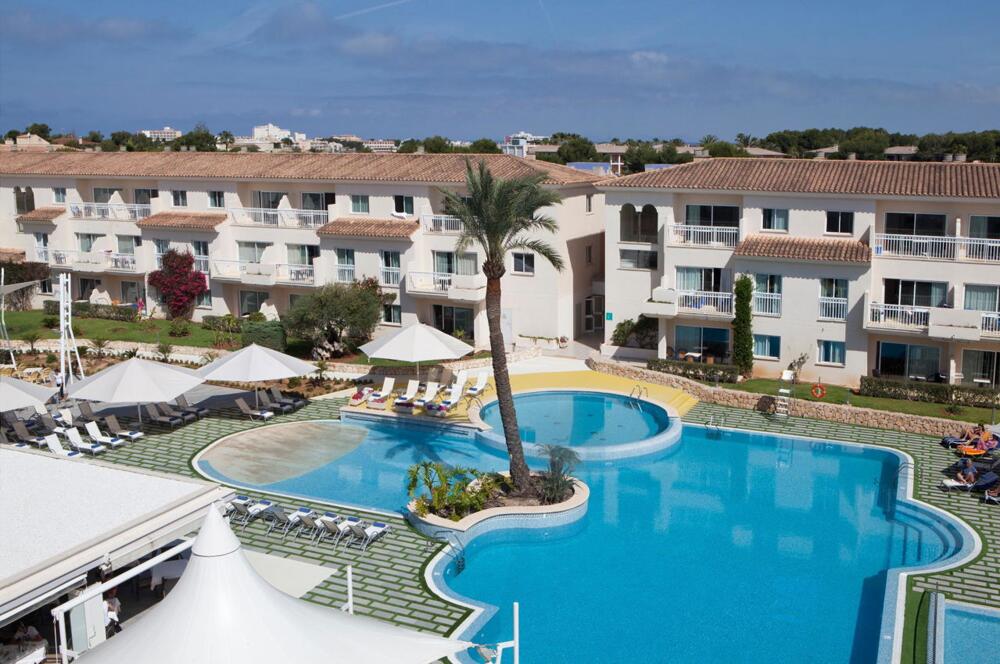 Foto de los servicios de Aparthotel Isla de Cabrera