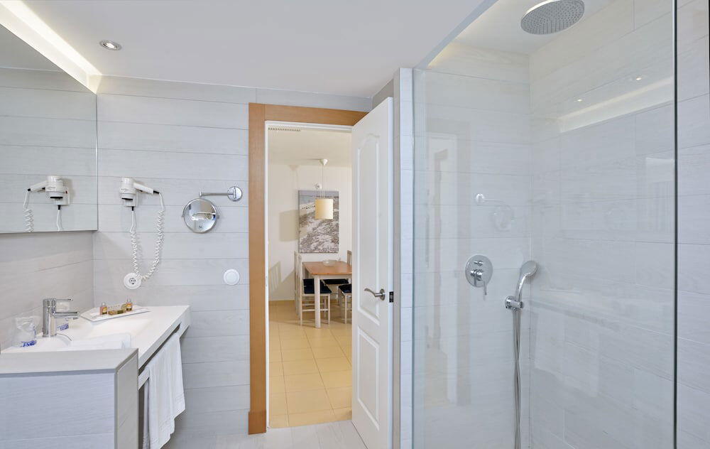 Foto del baño de Aparthotel Isla de Cabrera