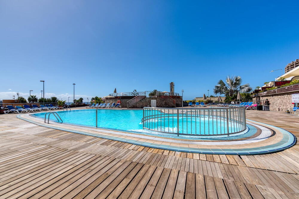 Foto de los servicios de Aparthotel Holiday Club Playa Amadores