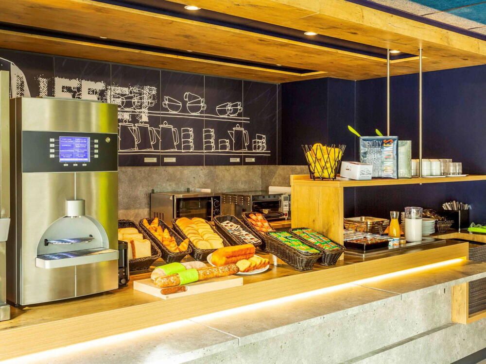 Foto general de Hotel ibis budget Beauvais Aeroport