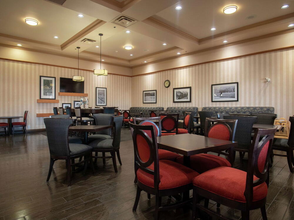 Foto de restauración de Hotel Hampton Inn by Hilton Kamloops