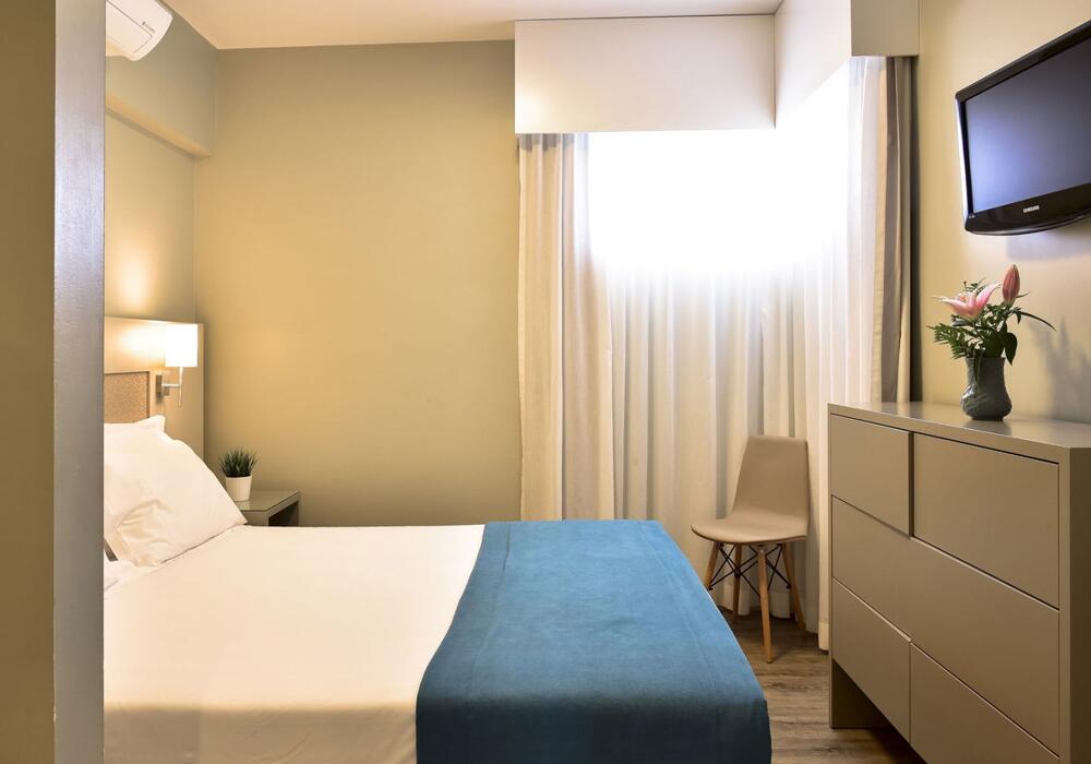 Room – Aparthotel Aqualuz Lagos by The Editory