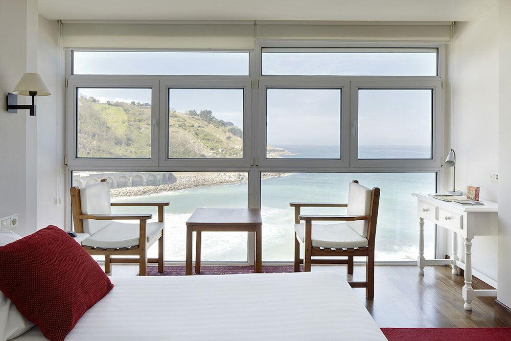 Foto de una habitación de Saiaz Getaria Hotela