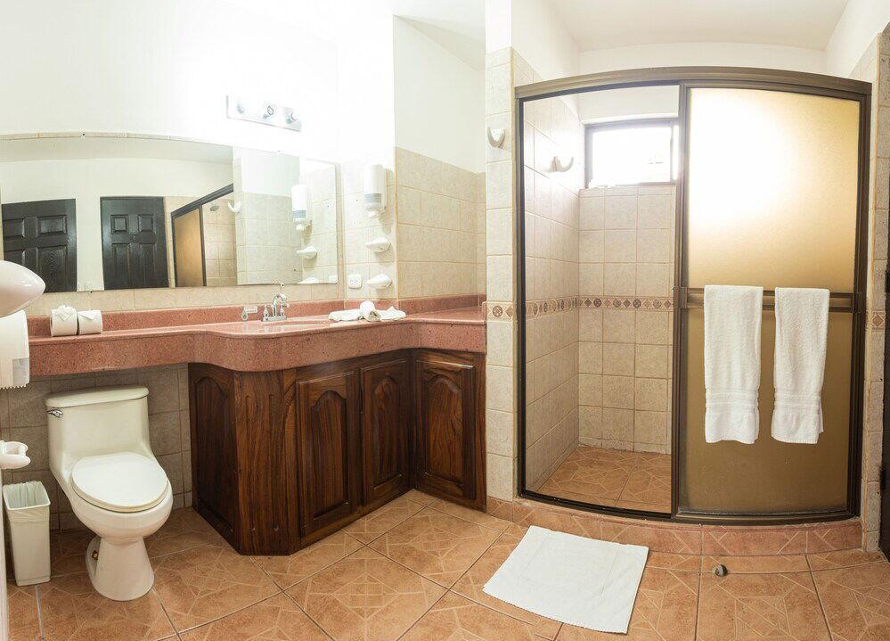 Foto del baño de Hotel Inn On The Park