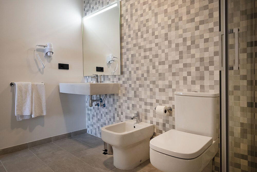 Foto del baño de Aparthotel Attica 21 Vallés