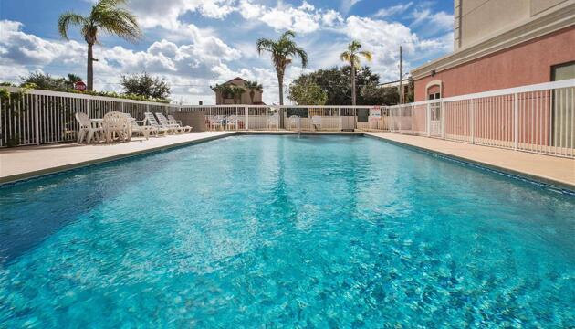 Foto de Hotel Country Inn &amp; Suites by Radisson Near Universal