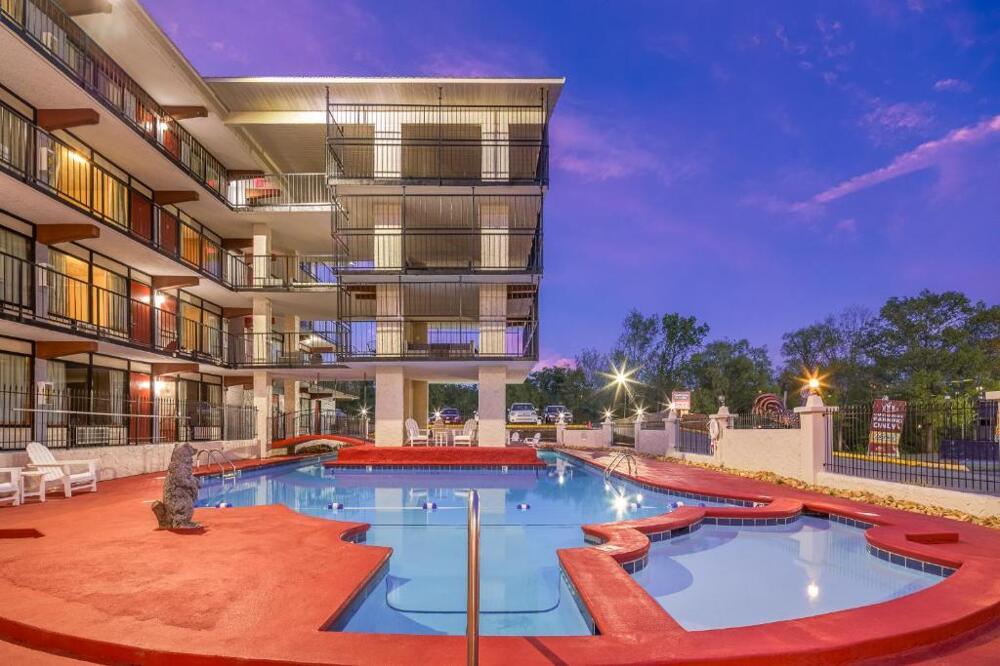 Foto general de Hotel Americana Inn a Travelodge by Wyndham