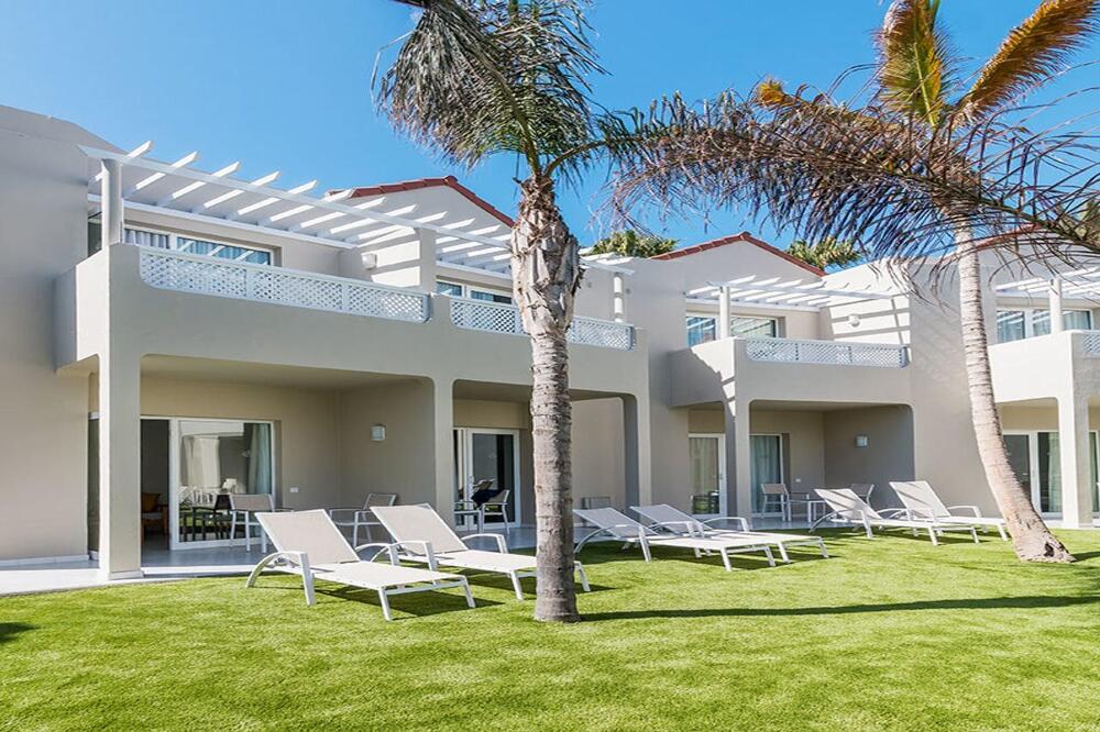 Foto del exterior de Apartamentos LIVVO Koala Garden
