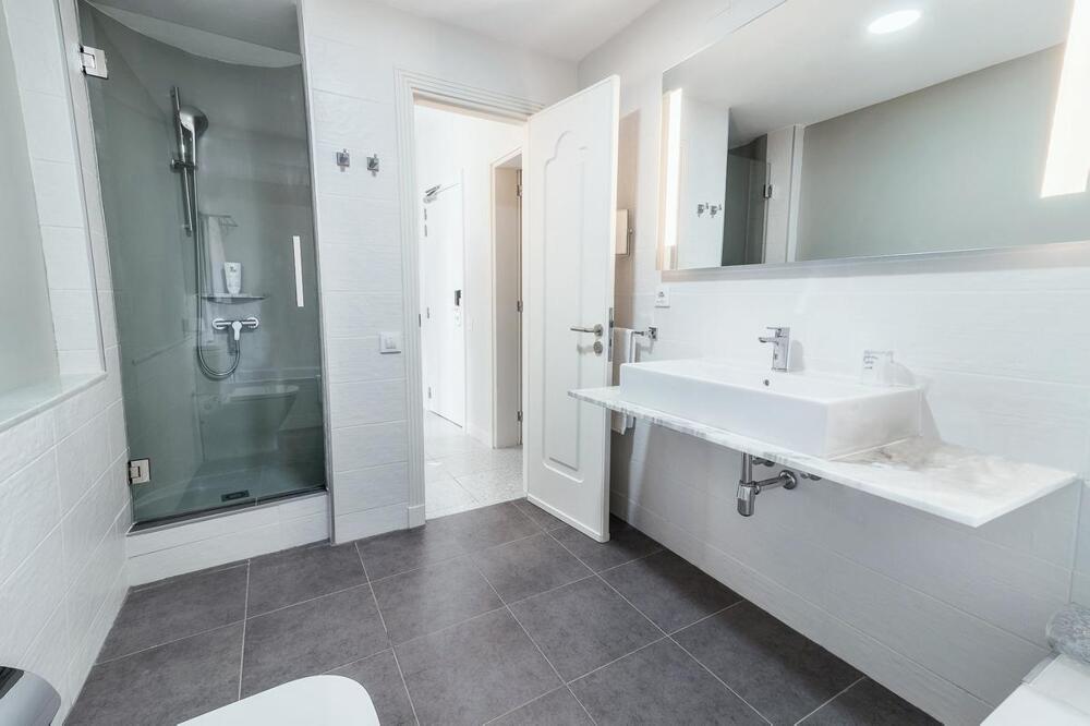 Foto del baño de Hotel LIVVO Koala Garden