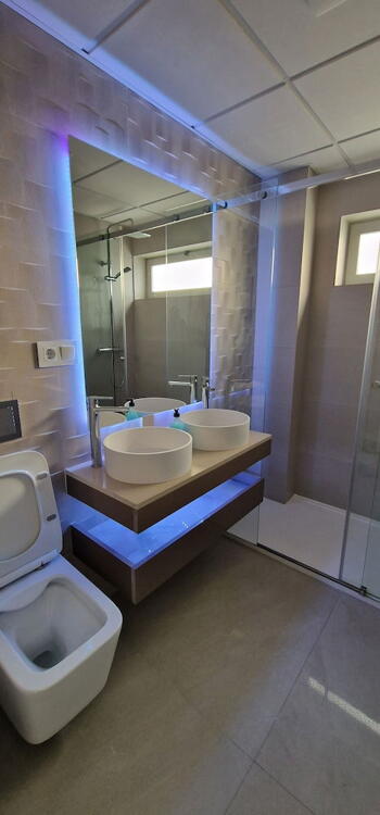 Foto del baño de Apartamentos Oasis de la Cala