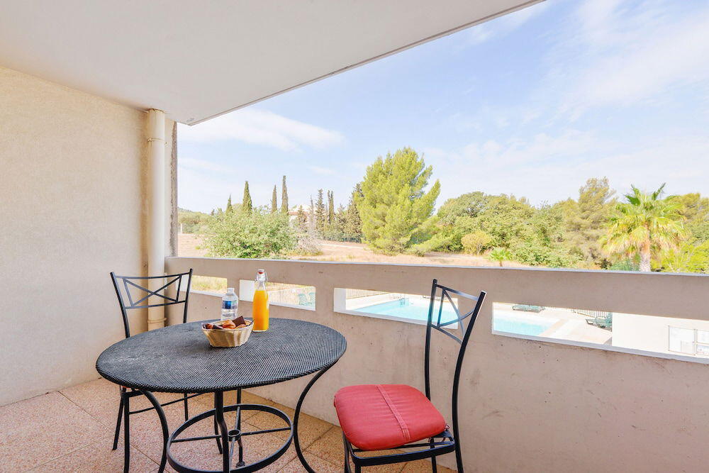 Foto de una habitación de Zenitude Hôtel-Résidences Toulon Six Fours