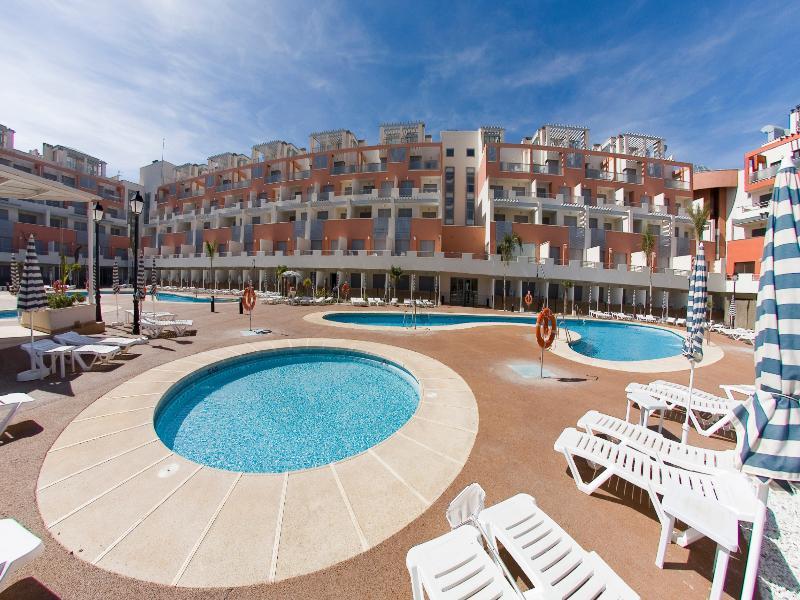 Foto del exterior de Apartamentos Turísticos Marina Rey