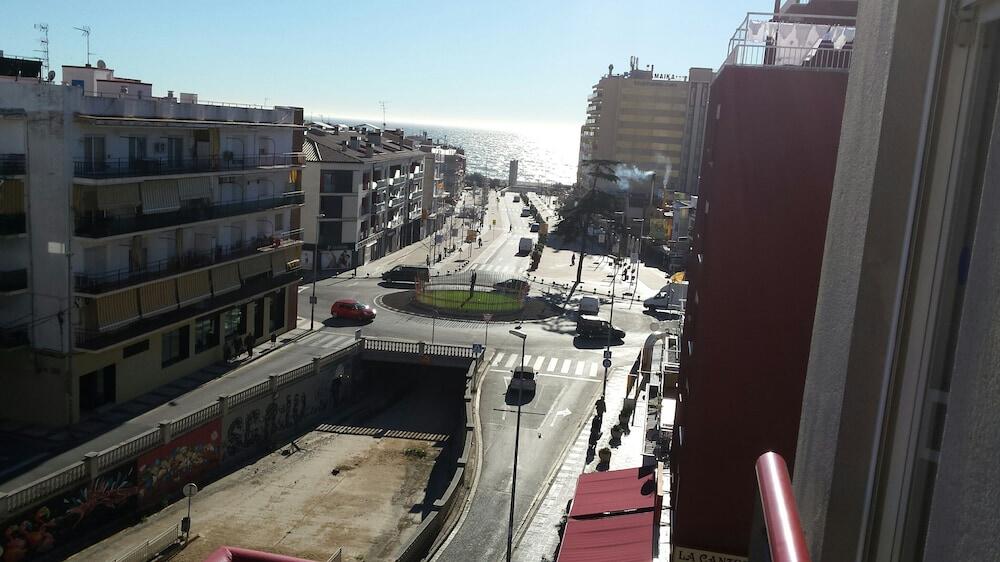 Foto general de Apartaments Mar Blau Calella