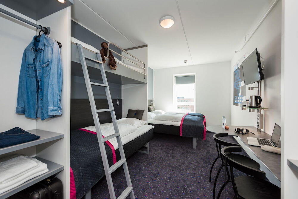 Foto de una habitación de Hotel CABINN Copenhagen