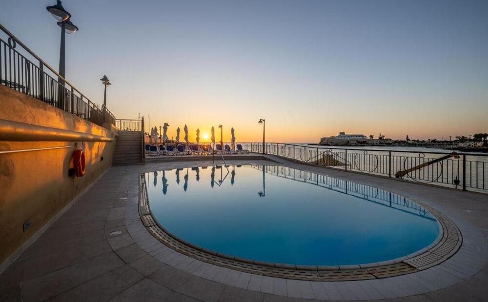 Hotel Verdi St George's Bay Marina, San Julián. Desde 145.78€ - Central ...