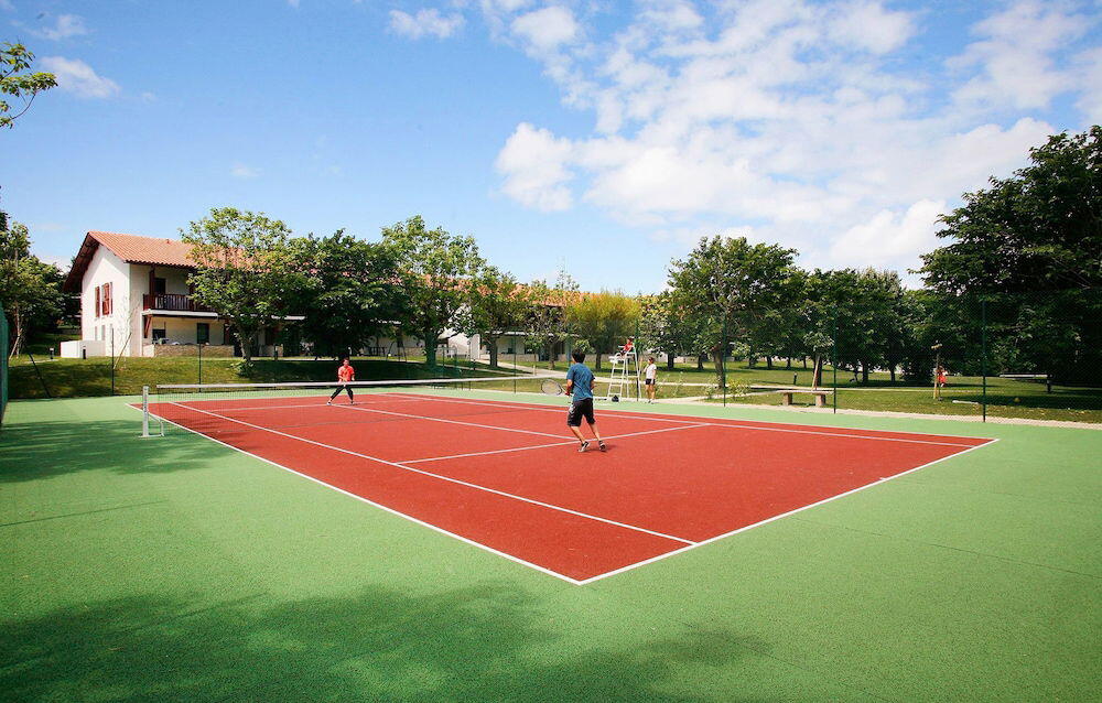Foto de los servicios de Hôtel Prestige Odalys Erromardie