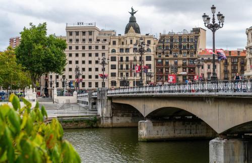 Foto del exterior de NYX Hotel Bilbao by Leonardo Hotels