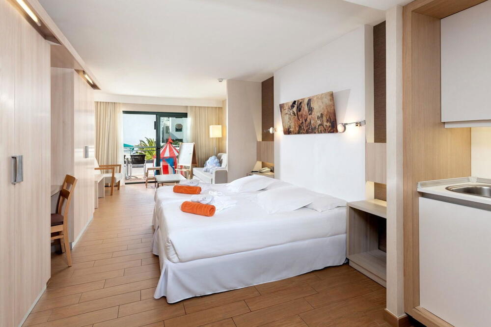 Foto de una habitación de Hotel THB Lanzarote Beach