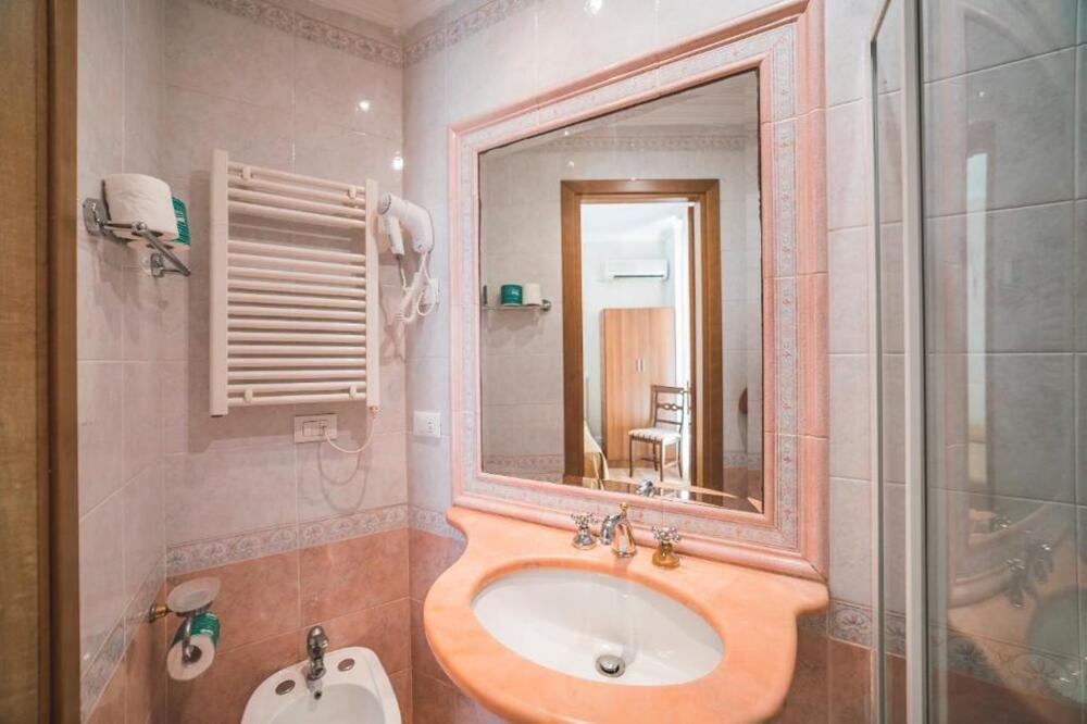 Foto del baño de GH Hotel San Giusto