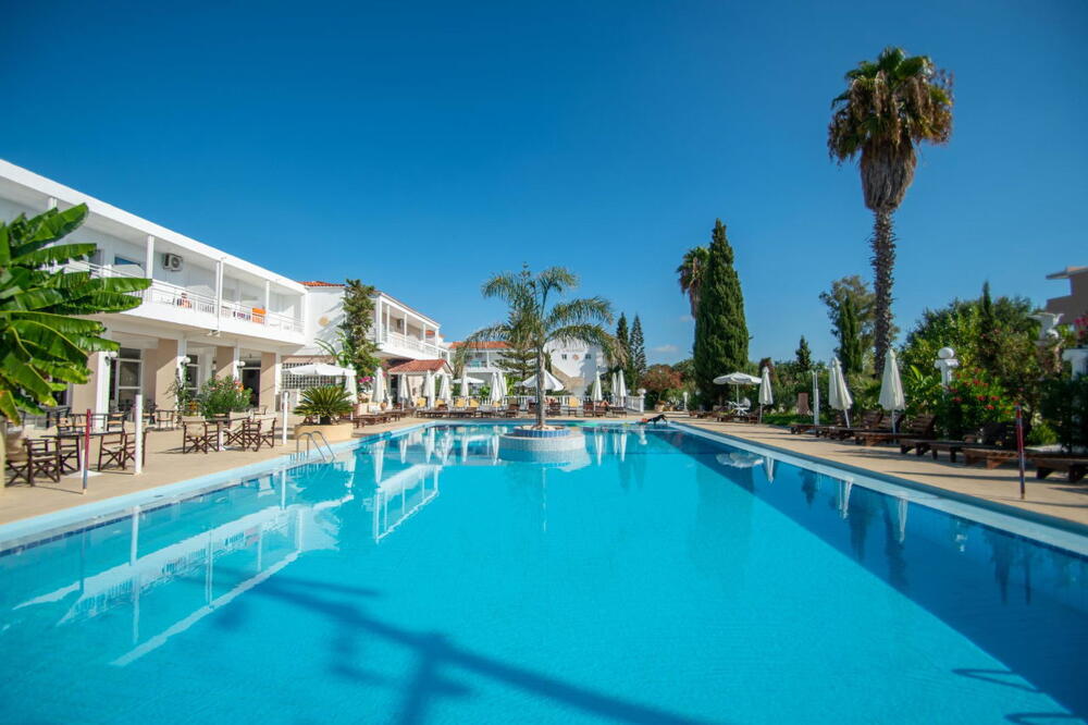 ikaros zakynthos hotel
