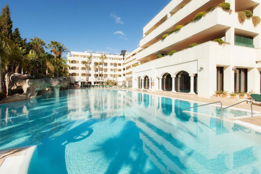Foto general de Apartamentos Guadalpin Suites